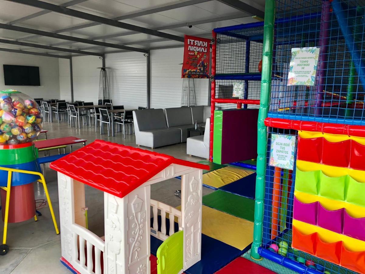 La Villa Del Karting El Teso Eksteriør bilde